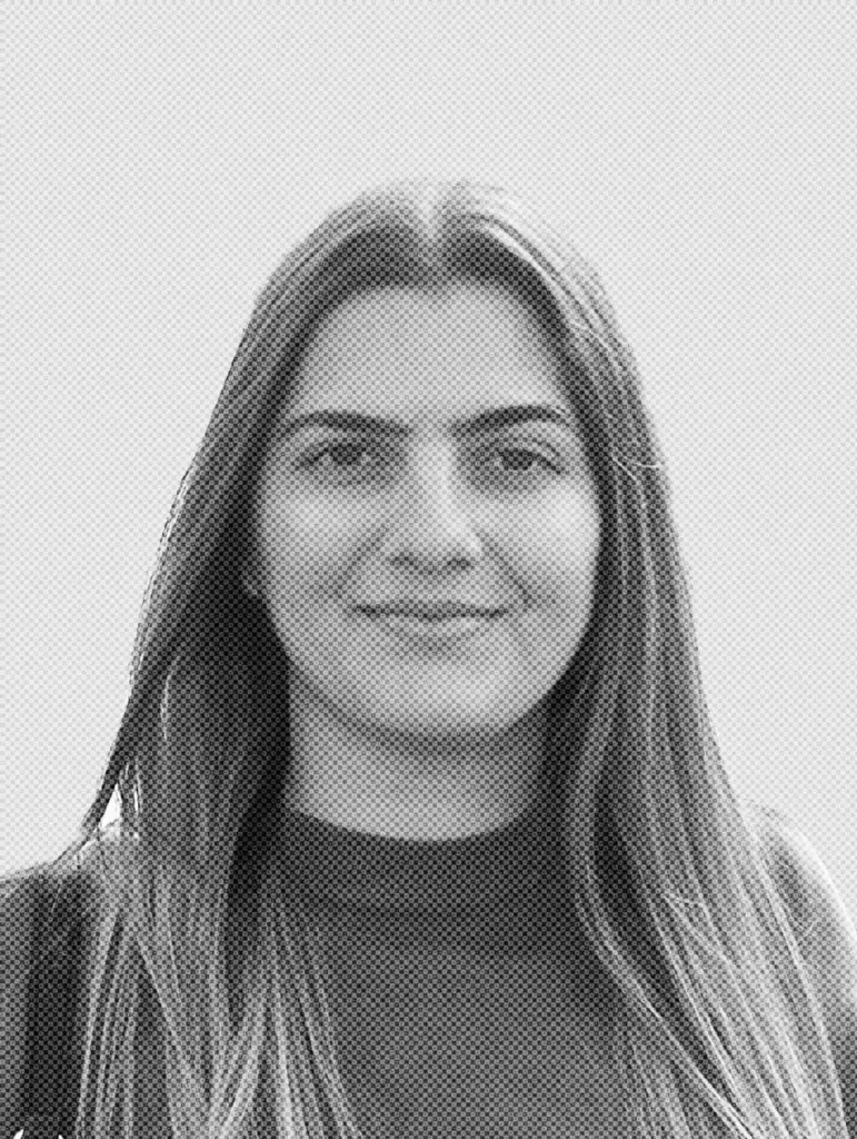 A black and white picture of Myrto